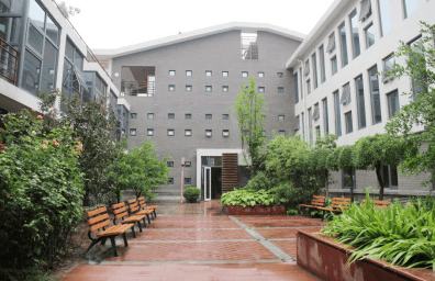 面反光小的？光大汇晨科丰和第五社会福利院视觉友好【2026最新】ag九游会登录老人有严重的白内障看不清东西需要那种灯光柔和、地(图4)